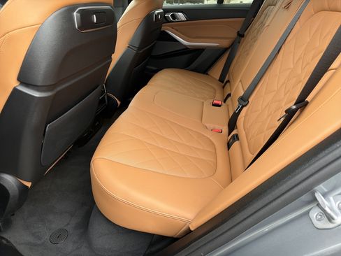 Used 2026 BMW X5 xDrive40i image 17