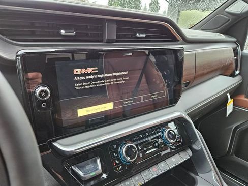 New 2026 GMC Sierra 1500 Denali Ultimate AWD/4WD image 23