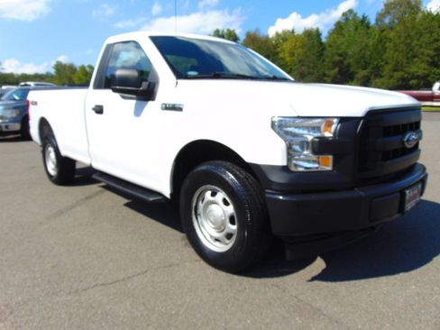 Used 2017 Ford F150 XL w/ Equipment Group 101A Mid AWD/4WD image 60