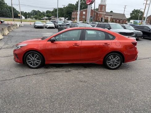 Certified 2023 Kia Forte GT-Line FWD image 5