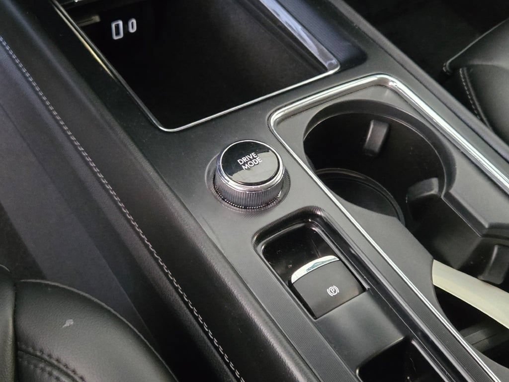 Used 2023 Lincoln Corsair AWD image 32
