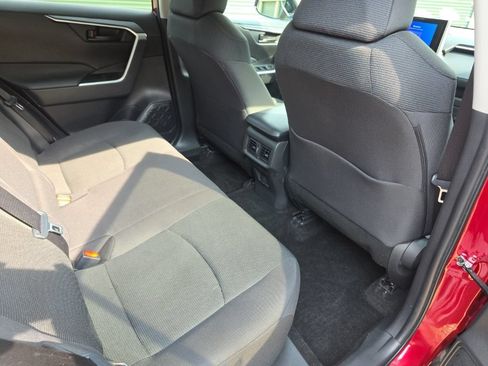 Certified 2024 Toyota RAV4 LE AWD/4WD image 16