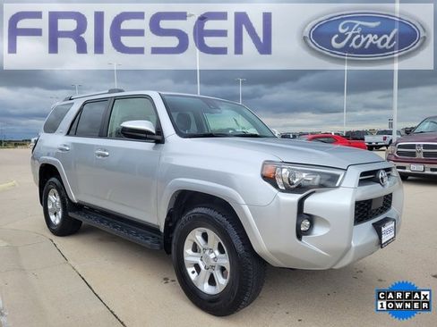 Used 2024 Toyota 4Runner SR5 image 3