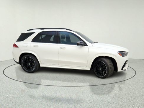 Certified 2024 Mercedes-Benz GLE 450 4MATIC image 11
