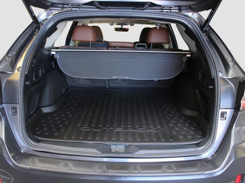 Used 2021 Subaru Outback Touring XT image 28