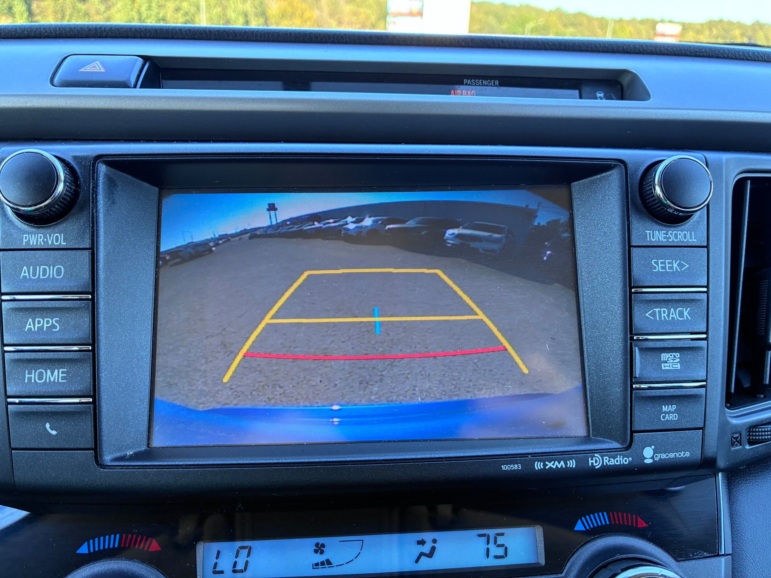 Used 2016 Toyota RAV4 XLE AWD/4WD image 16