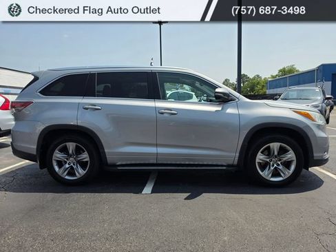 Used 2016 Toyota Highlander Limited Platinum AWD/4WD image 9