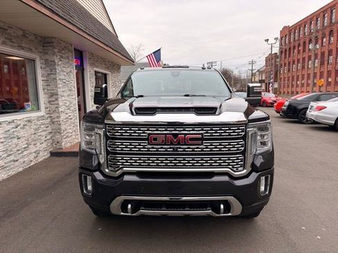 Used 2020 GMC Sierra 2500 Denali w/ Denali Ultimate Package AWD/4WD image 2