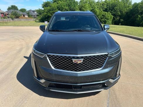 Used 2020 Cadillac XT6 Premium Luxury FWD image 8