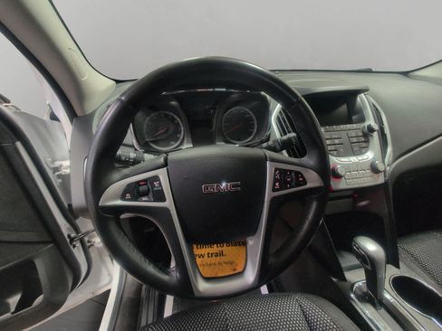 Used 2015 GMC Terrain SLE image 12