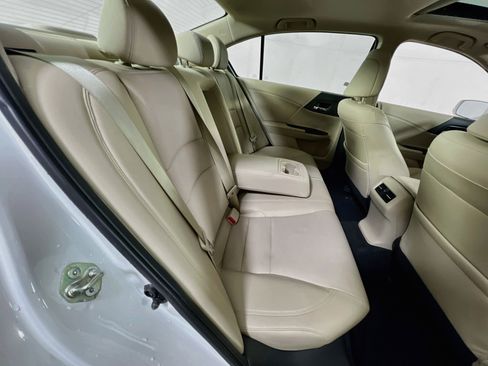 Used 2015 Honda Accord EX-L image 27