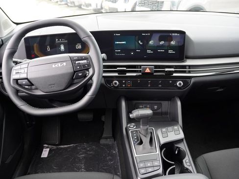 New 2026 Kia Sportage LX AWD/4WD image 12