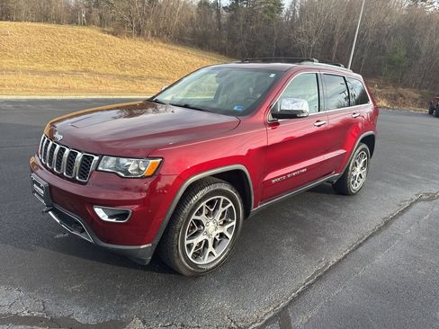Used 2020 Jeep Grand Cherokee Limited w/ Trailer Tow Group IV image 7