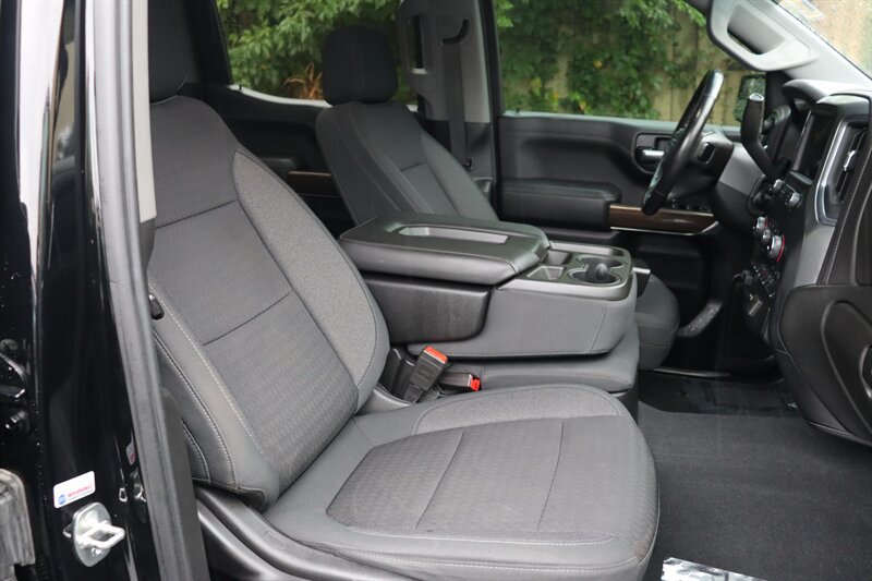 Used 2020 Chevrolet Silverado 1500 LT Trail Boss w/ Convenience Package AWD/4WD image 17