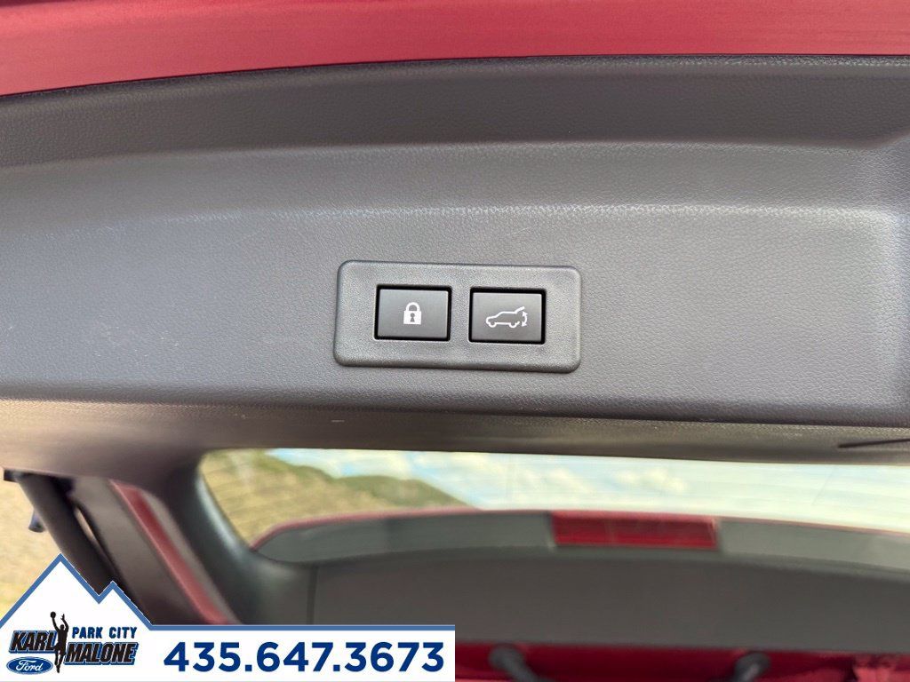 Used 2024 Subaru Ascent Limited w/ Technology Package AWD/4WD image 34