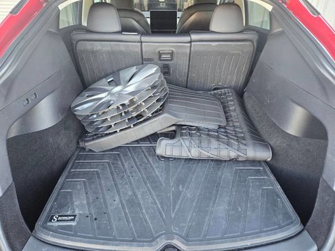 Used 2021 Tesla Model Y Long Range image 23