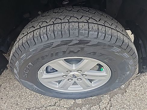 Used 2022 Ford F150 XLT image 37