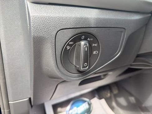 Used 2022 Volkswagen Atlas SE image 14