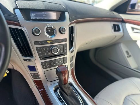 Used 2009 Cadillac CTS Luxury w/ Wood Trim Package image 37