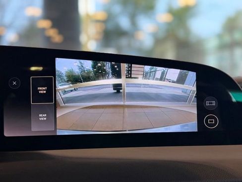 Used 2025 Lucid Air Touring AWD/4WD image 33