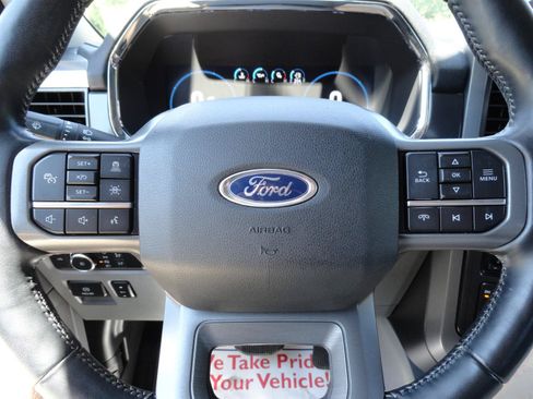 Certified 2022 Ford F150 Lariat w/ Equipment Group 502A High AWD/4WD image 15