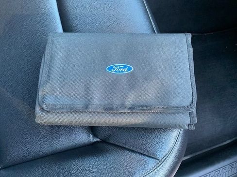Used 2020 Ford Explorer XLT w/ Equipment Group 202A AWD/4WD image 13