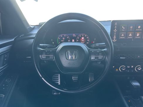 Used 2025 Honda Accord Sport image 12