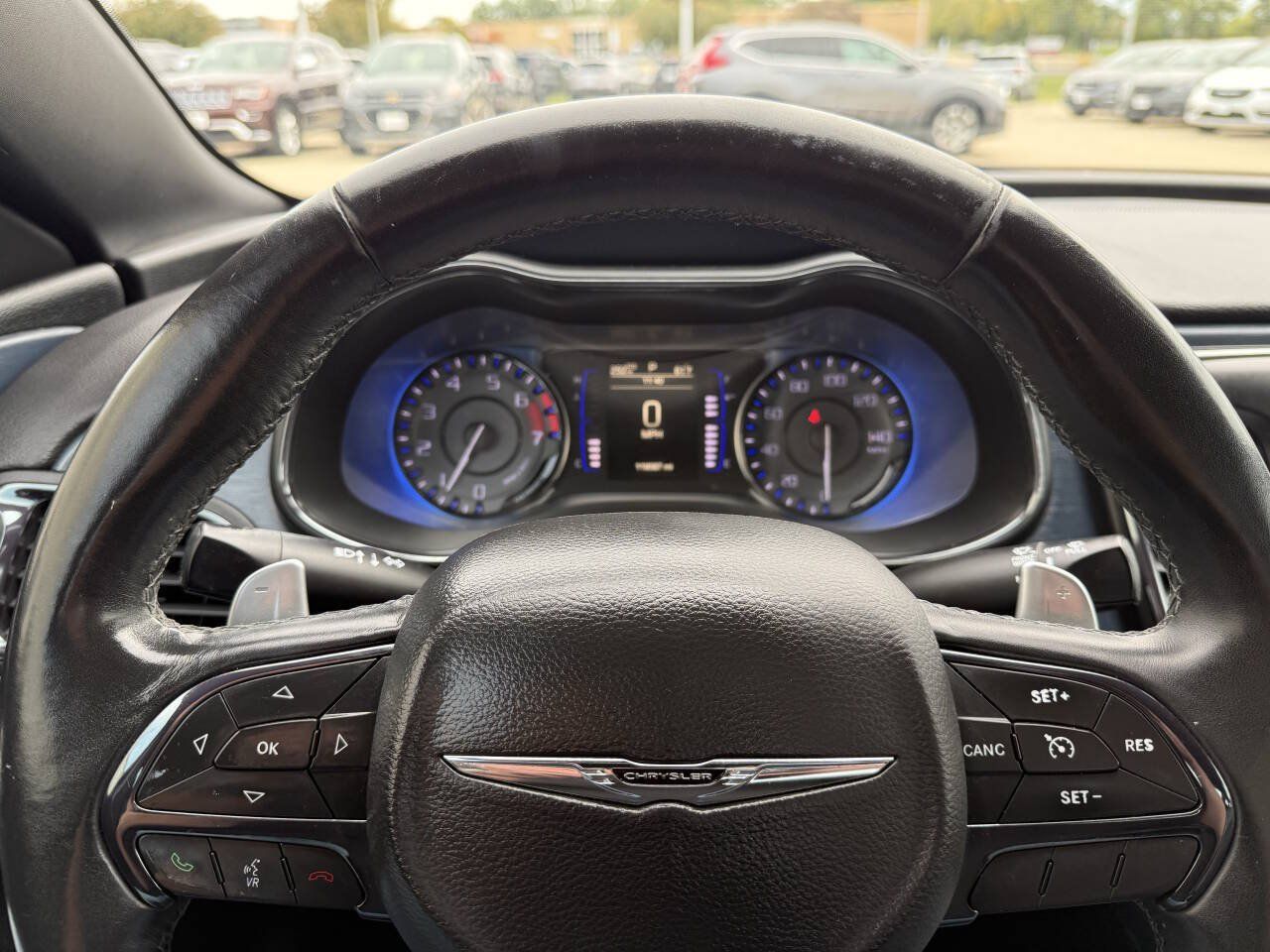 Used 2017 Chrysler 200 S FWD image 7