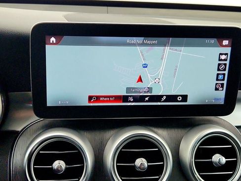 Used 2022 Mercedes-Benz GLC 300 4MATIC w/ Multimedia Package Lite image 18