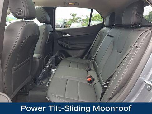 Used 2022 Buick Encore GX Essence w/ Experience Buick Package AWD/4WD image 19