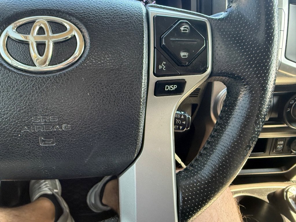Used 2017 Toyota 4Runner SR5 AWD/4WD image 29