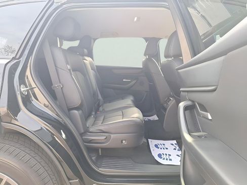 Used 2025 MAZDA CX-90 3.3 Turbo w/ Select Package image 13