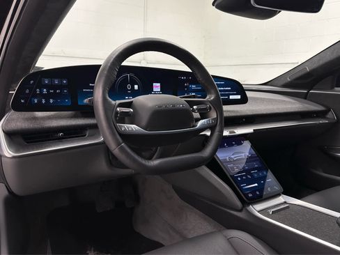 Used 2023 Lucid Air Pure image 9