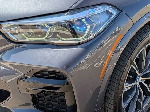 Used 2022 BMW X5 xDrive40i w/ M Sport Package image 22