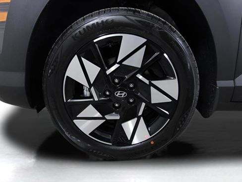 New 2025 Hyundai Kona SEL FWD image 11