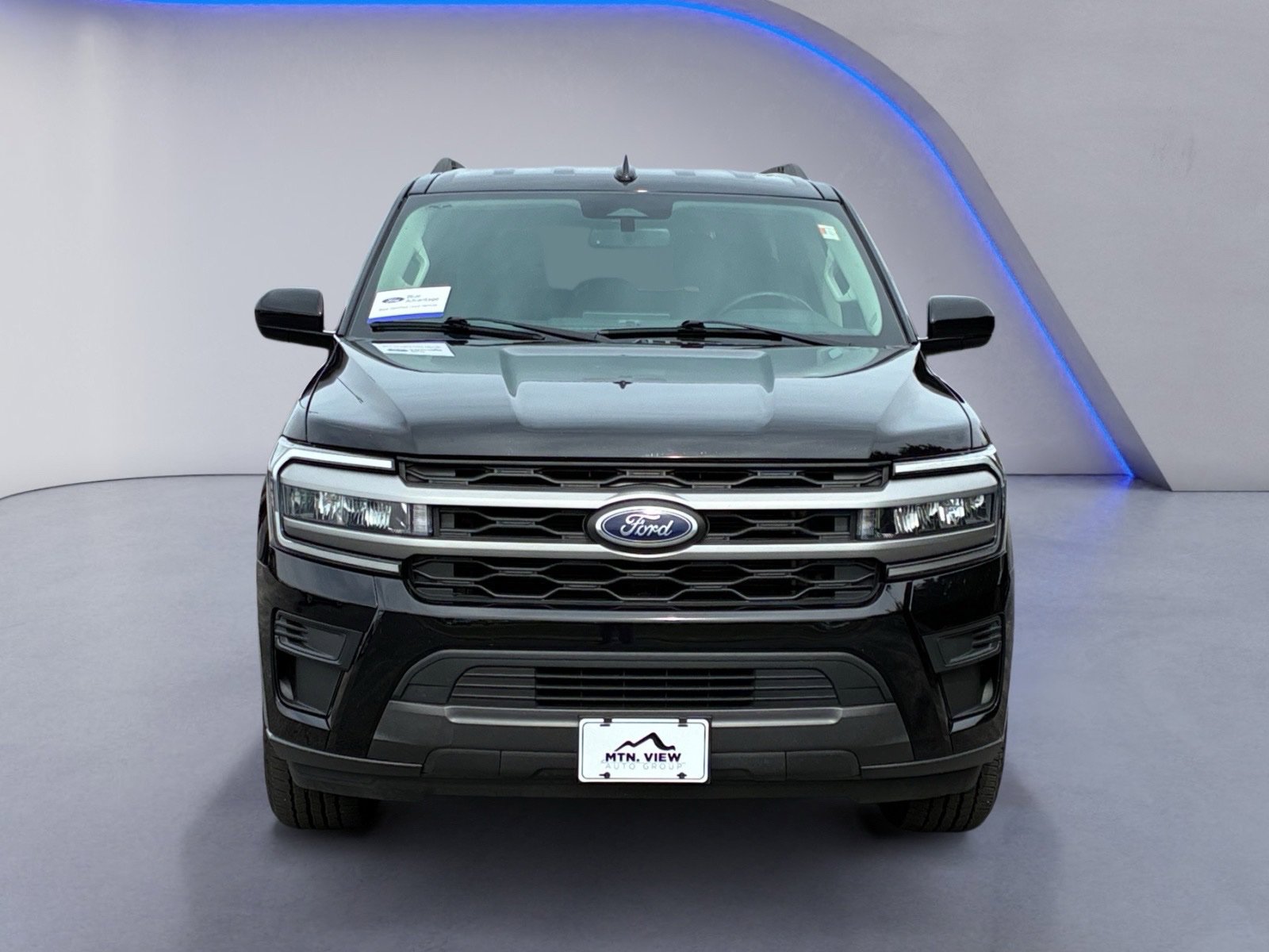 Certified 2024 Ford Expedition XLT RWD image 7