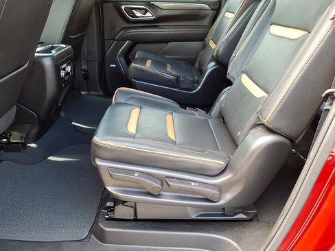 Certified 2023 GMC Yukon XL AT4 w/ AT4 Premium Package AWD/4WD image 15