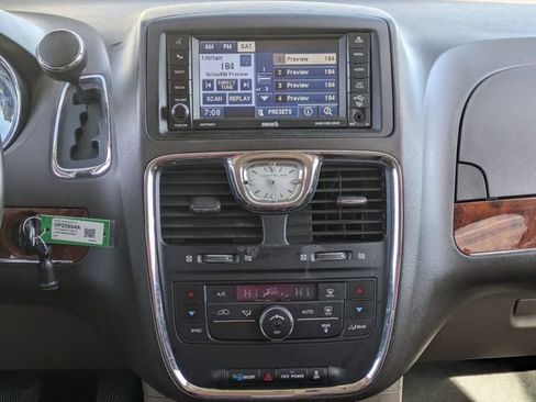 Used 2012 Chrysler Town & Country Touring w/ Entertainment Group #1 image 21