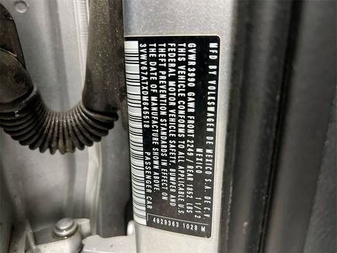 Used 2013 Volkswagen Beetle 2.0T image 26