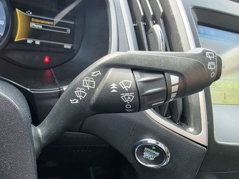 Used 2019 Ford Edge SEL w/ Equipment Group 201A AWD/4WD image 28