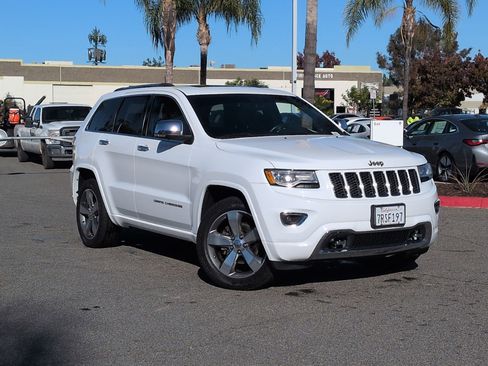 Used 2015 Jeep Grand Cherokee Overland image 2