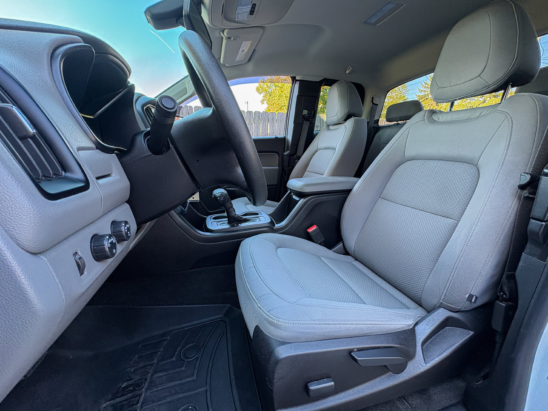 Used 2017 GMC Canyon 4x4 Extended Cab image 17