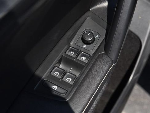Certified 2023 Volkswagen Tiguan S FWD image 8