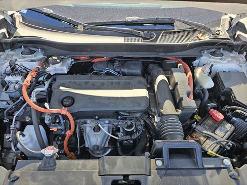 Used 2025 Honda CR-V Sport image 8