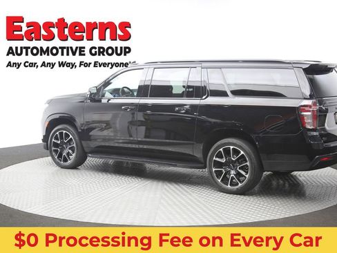 Used 2022 Chevrolet Suburban RST w/ Luxury Package AWD/4WD image 66