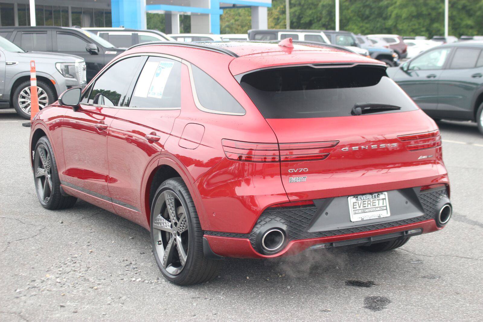 Used 2024 Genesis GV70 3.5T Sport w/ Sport Advanced Package AWD/4WD image 5