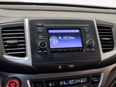 Used 2019 Honda Ridgeline RTL image 16