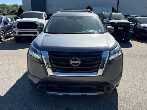 Certified 2023 Nissan Pathfinder Platinum AWD/4WD image 8