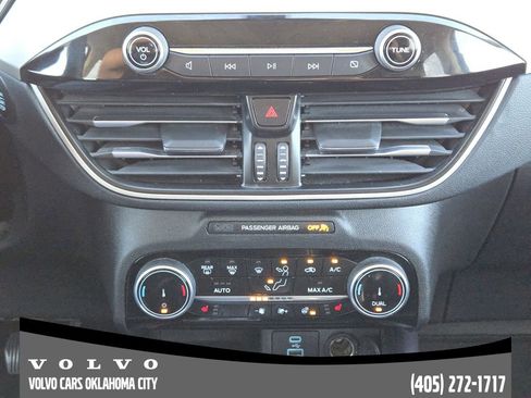 Used 2022 Ford Escape SEL image 19