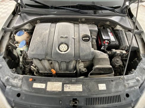 Used 2012 Volkswagen Passat 2.5 SE image 29